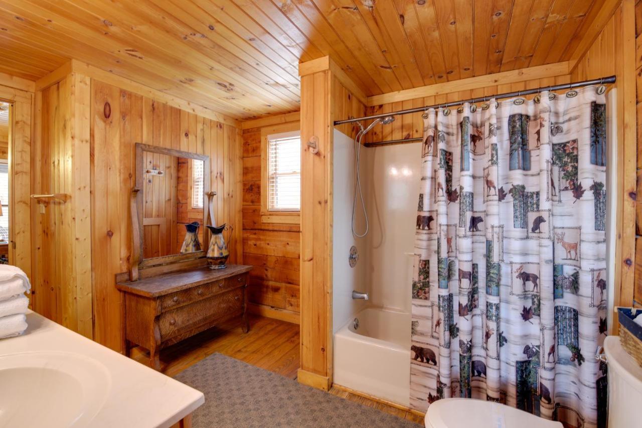 Smoky Mountains Cabin With Hot Tub, Deck And Views! Sevierville Extérieur photo